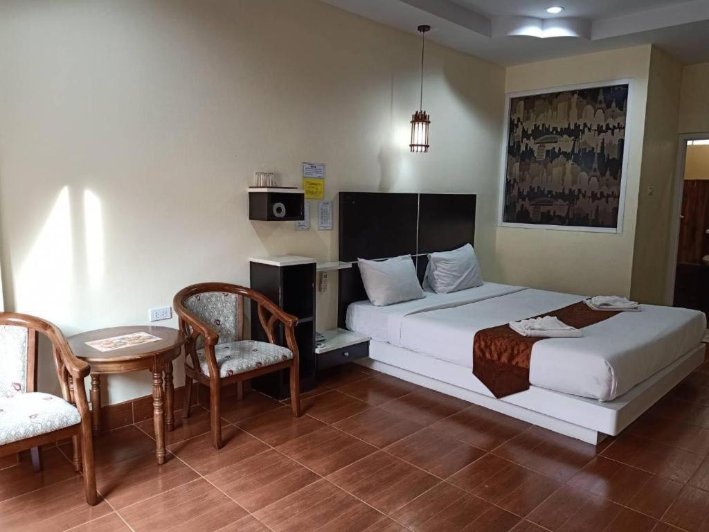 V.Hotel & Resort Hat Yai Dış mekan fotoğraf