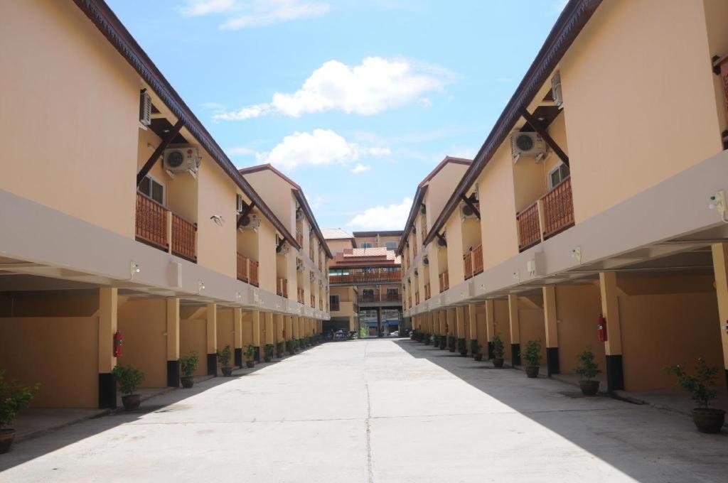 V.Hotel & Resort Hat Yai Dış mekan fotoğraf
